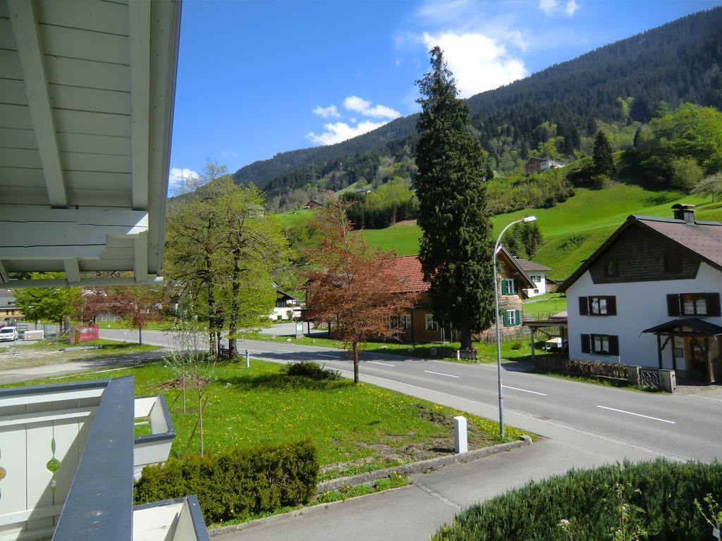 Haus Can Dalaas Exteriör bild